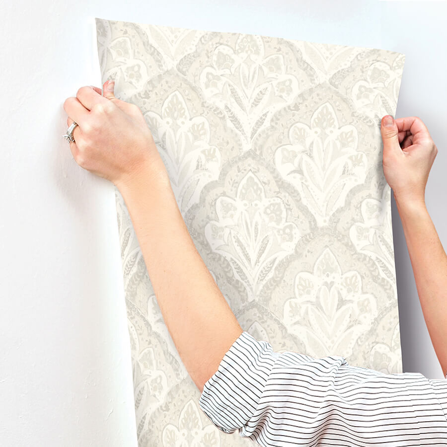 mimir-dove-quilted-damask-wallpaper-york-wallcoverings-3125-72339 - York Wallcoverings Papel pintado