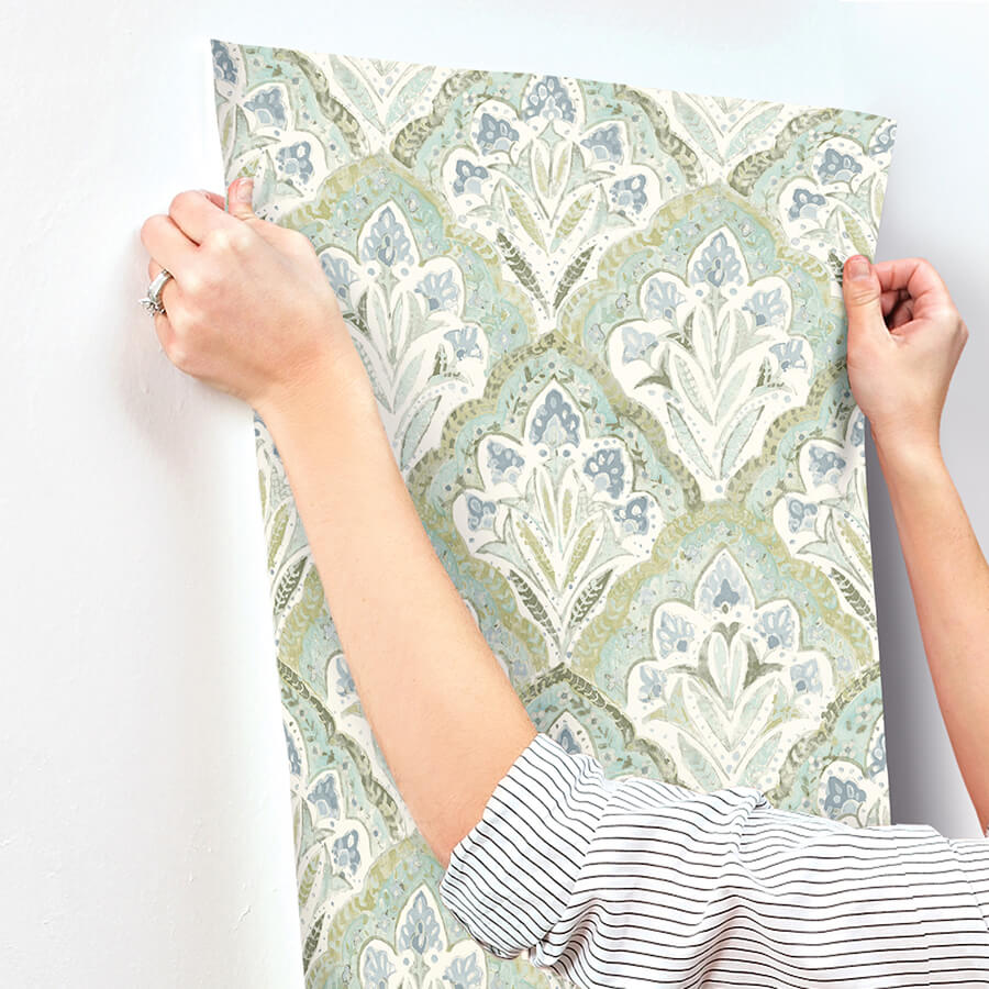 mimir-aquamarine-quilted-damask-wallpaper-york-wallcoverings-3125-72341 - York Wallcoverings Papel pintado