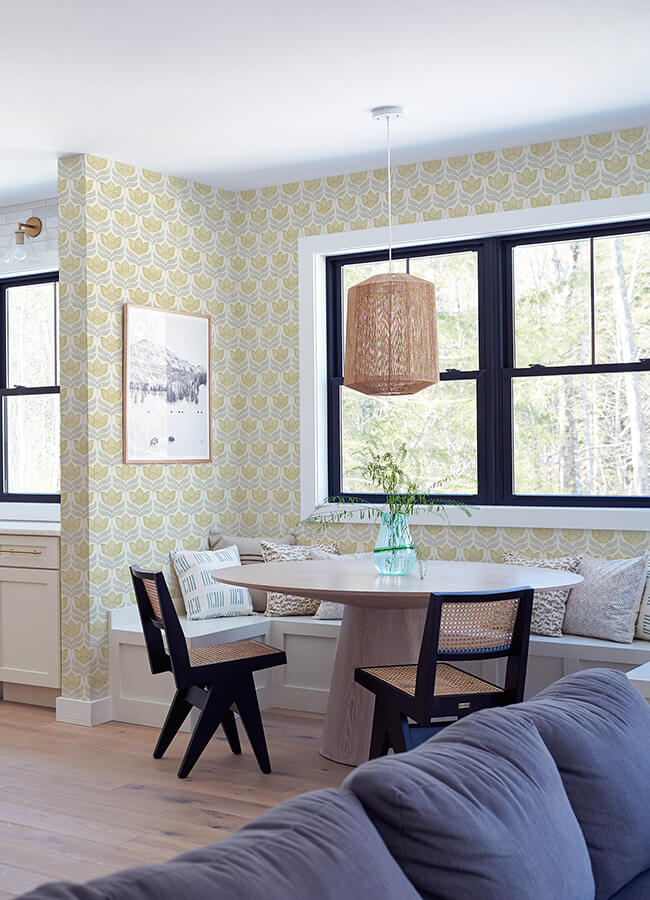 cathal-mustard-tulip-block-print-wallpaper-york-wallcoverings-3125-72342 - York Wallcoverings Papel pintado