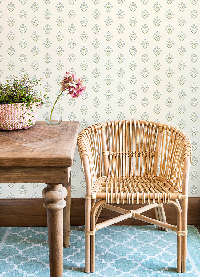 kova-aquamarine-floral-crest-wallpaper-york-wallcoverings-3125-72351 - York Wallcoverings Papel pintado