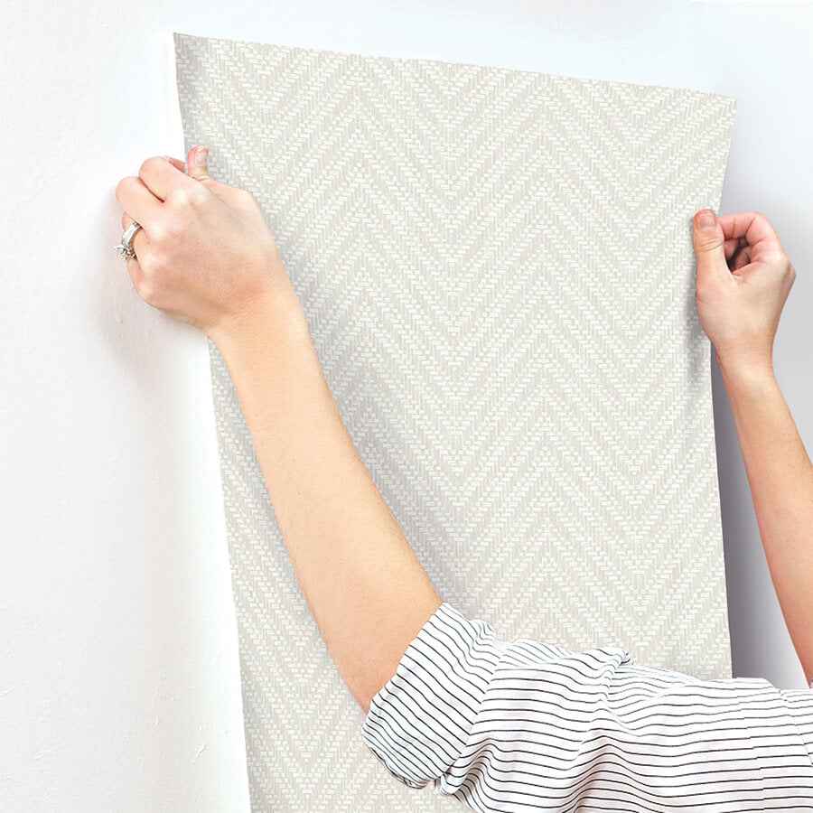 glynn-silver-chevron-wallpaper-york-wallcoverings-4122-26651 - York Wallcoverings Wallpaper