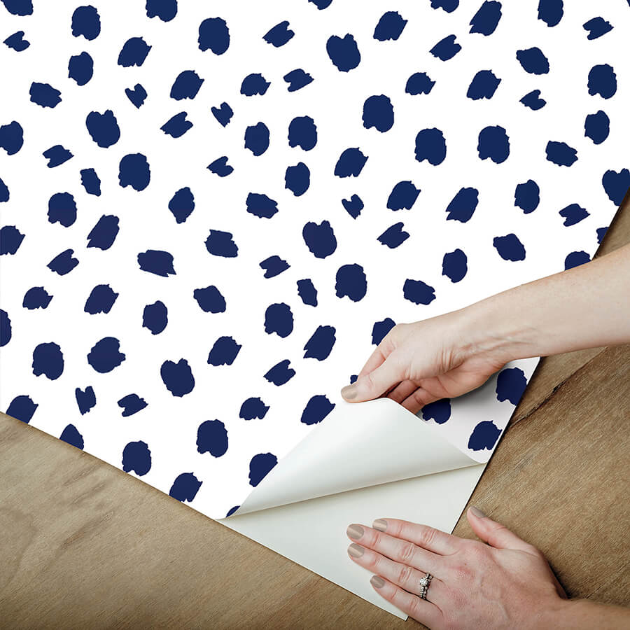 polka-dot-spot-the-fun-polka-dots-peel-and-stick-wallpaper-york-wallcoverings-pp4700 - York Wallcoverings Wallpaper