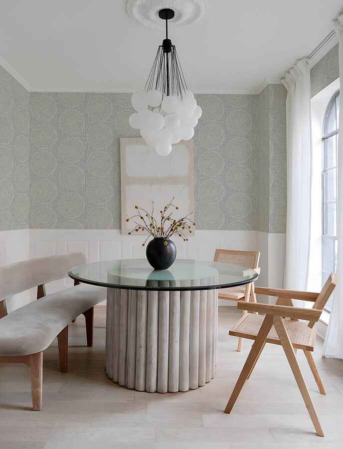 salma-grey-medallion-wallpaper-york-wallcoverings-4141-27121 - York Wallcoverings Wallpaper