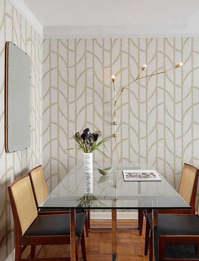 harlow-gold-curved-contours-wallpaper-york-wallcoverings-4141-27139 - York Wallcoverings Wallpaper