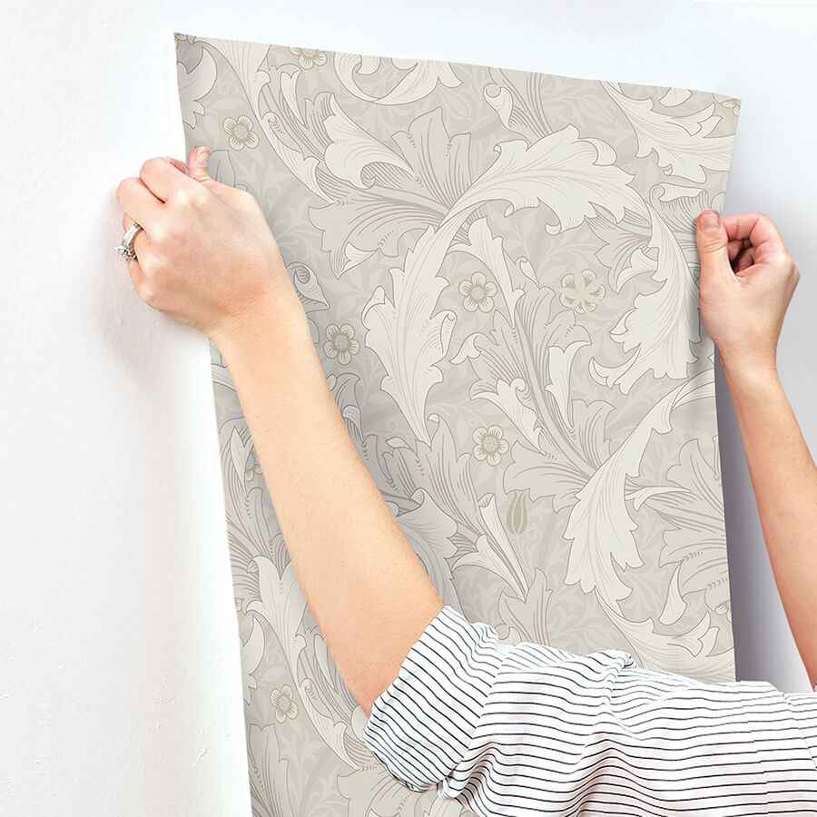 Granville White Leafy Vine Wallpaper - York Wallcoverings - 4153-82011 - York Wallcoverings Wallpaper