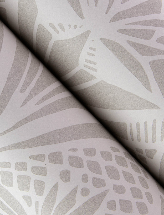 urbane-light-grey-diamonds-wallpaper-york-wallcoverings-4146-27212