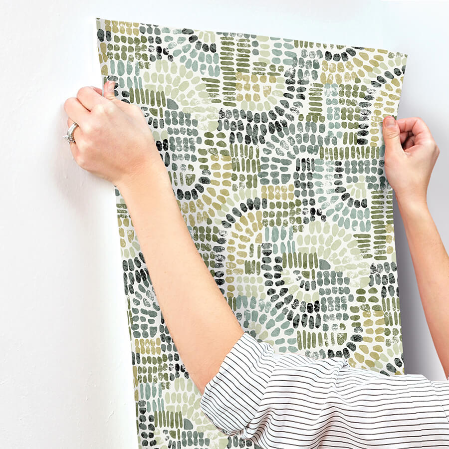 wanderer-evergreen-mosiac-wallpaper-york-wallcoverings-4146-27217 - York Wallcoverings Papel pintado