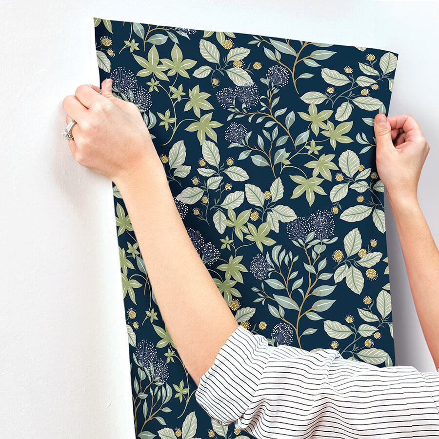 mildred-indigo-botanical-trail-wallpaper-york-wallcoverings-4155-72814 - York Wallcoverings Papel pintado
