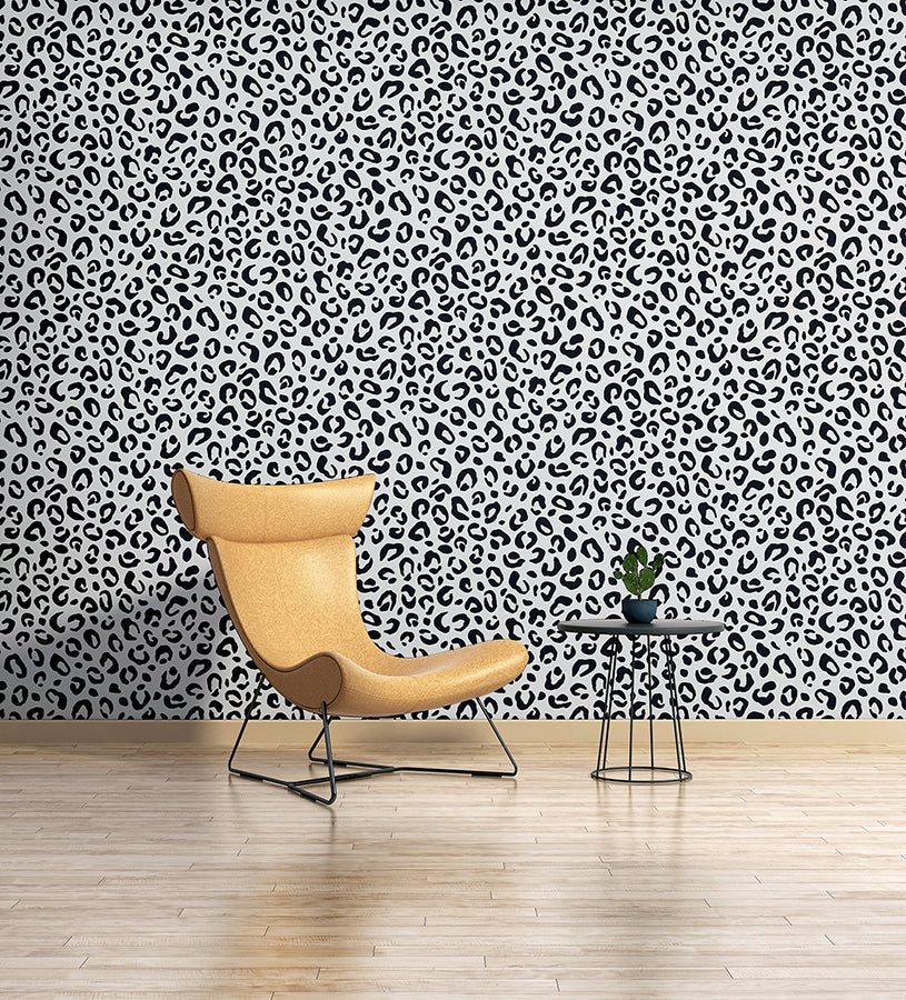 dinah-black-leopard-print-wallpaper-york-wallcoverings-ah921801 - York Wallcoverings Wallpaper