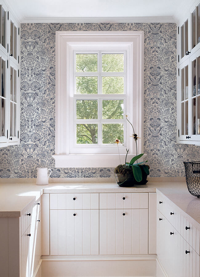 blanche-blue-floral-damask-wallpaper-york-wallcoverings-4147-27372 - York Wallcoverings Papel pintado