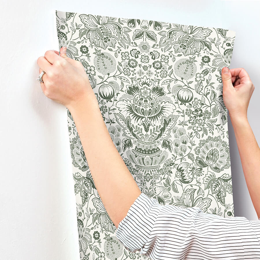 blanche-dark-green-floral-damask-wallpaper-york-wallcoverings-4147-27375 - York Wallcoverings Papel pintado