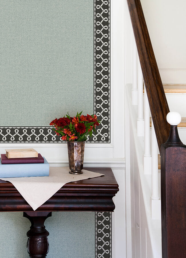 scalloped-ribbon-black-trim-wall-border-york-wallcoverings-4148-14504 - York Wallcoverings Papel pintado