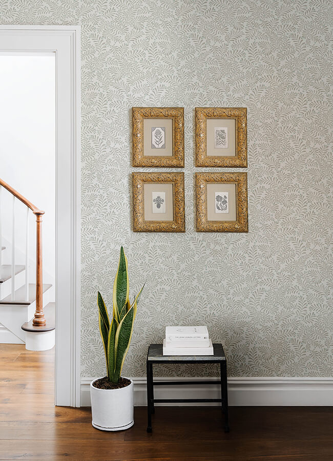 chrysantha-light-grey-berry-branches-wallpaper-york-wallcoverings-4148-27445 - York Wallcoverings Papel pintado