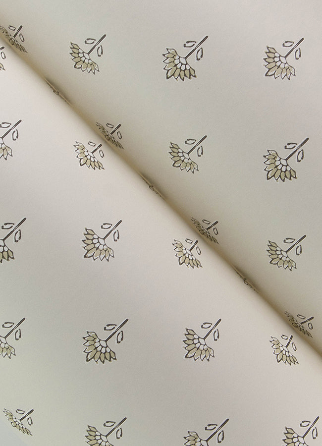 surdiva-ivory-floral-fan-wallpaper-york-wallcoverings-4148-27457