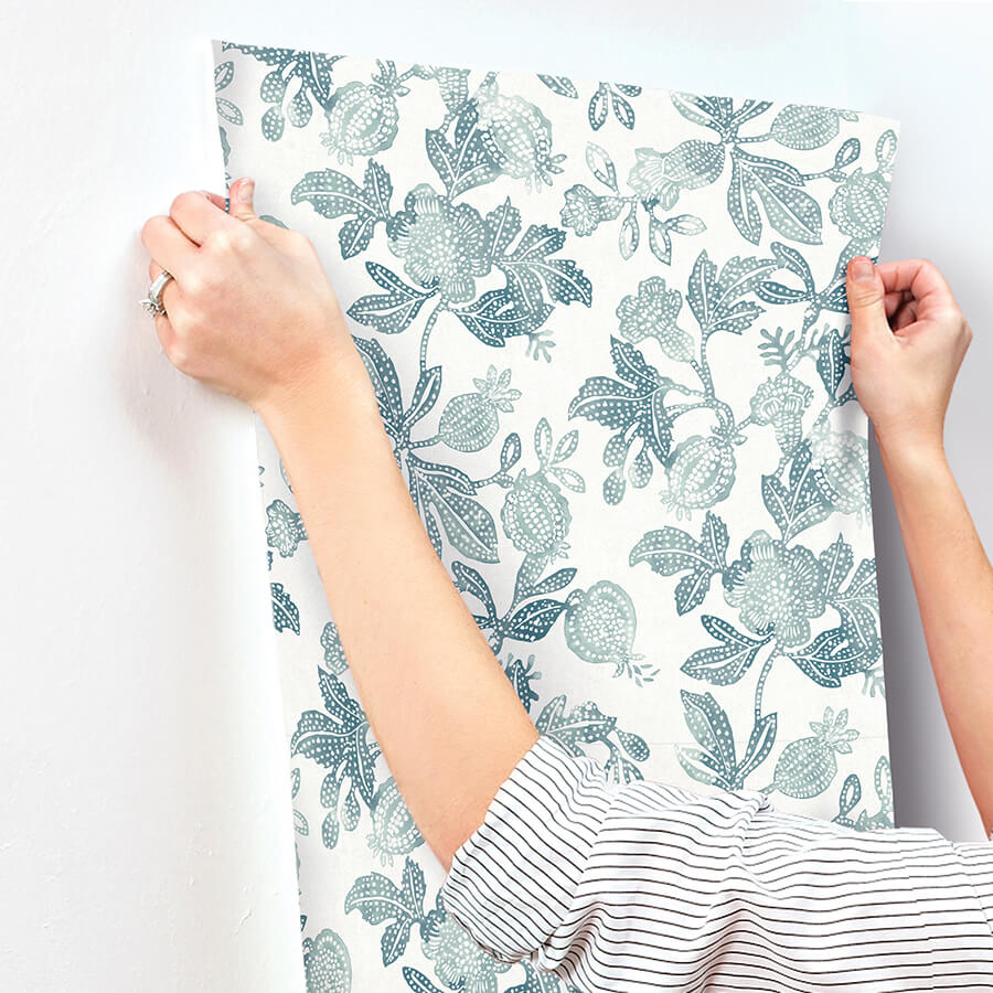 beach-rose-teal-floral-fruits-wallpaper-york-wallcoverings-4172-27494 - York Wallcoverings Papel pintado