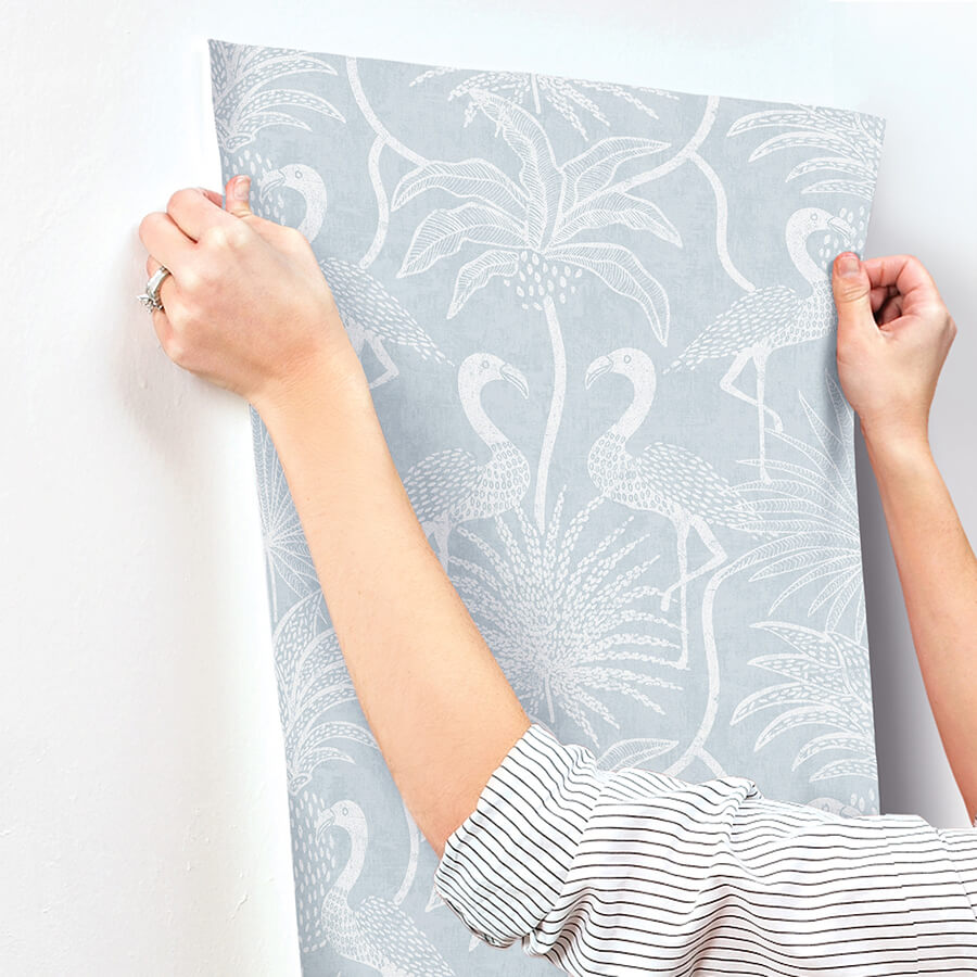 biscayne-sky-blue-flamingo-beach-wallpaper-york-wallcoverings-4172-82005 - York Wallcoverings Papel pintado
