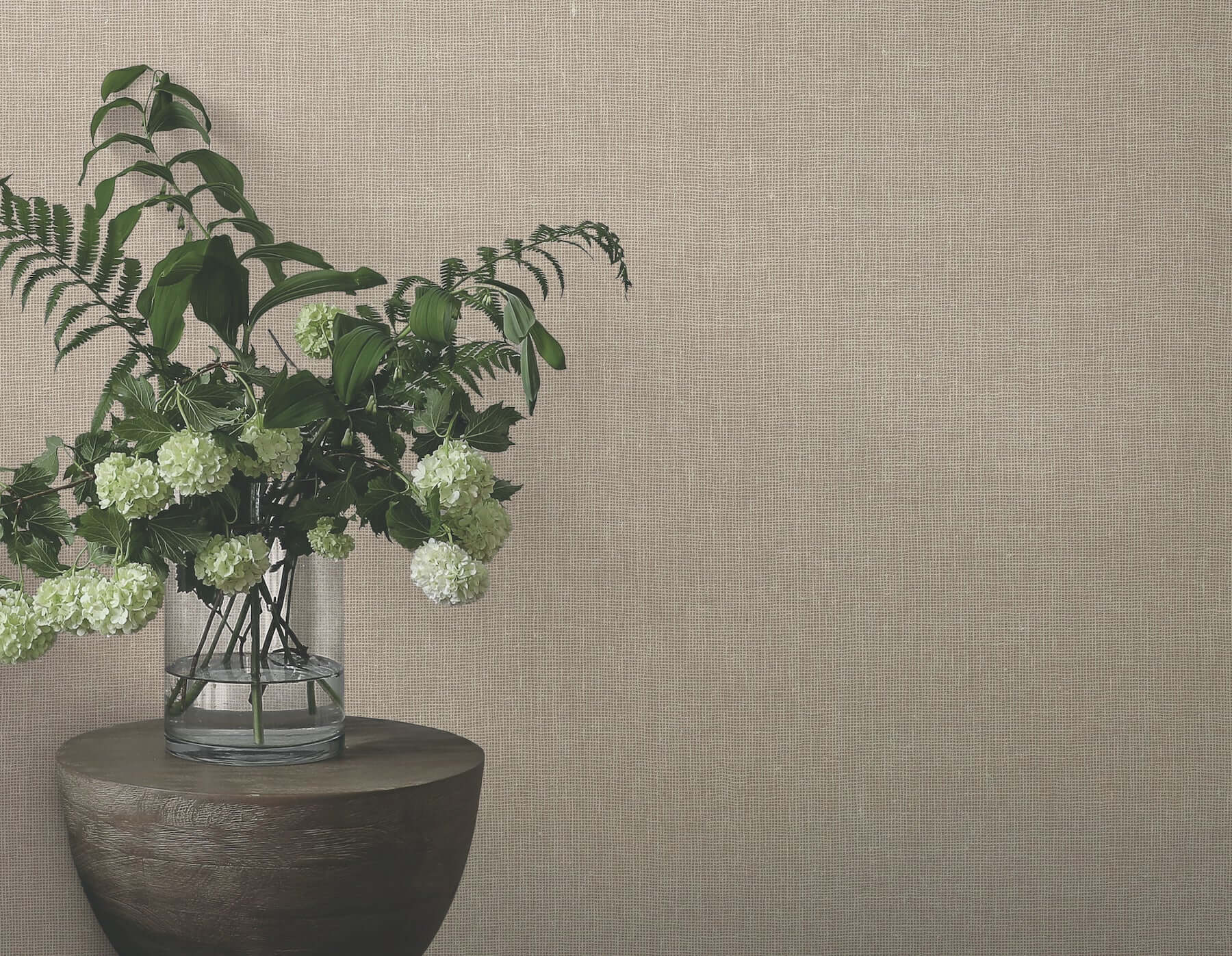 huri-taupe-wallpaper-york-wallcoverings-mx9601