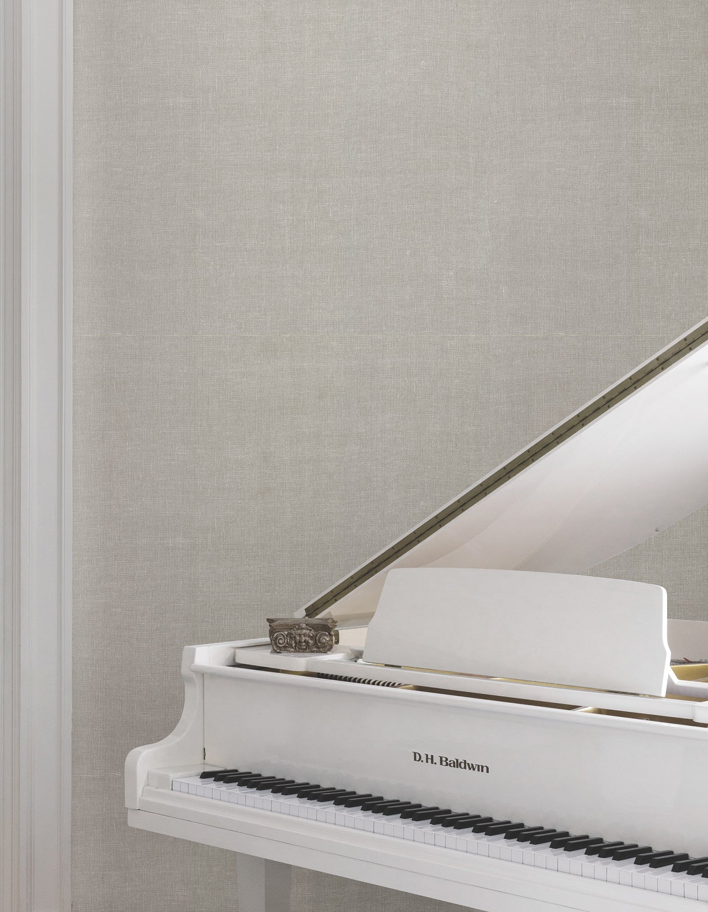 huri-wallpaper-grey-york-wallcoverings-mx9602