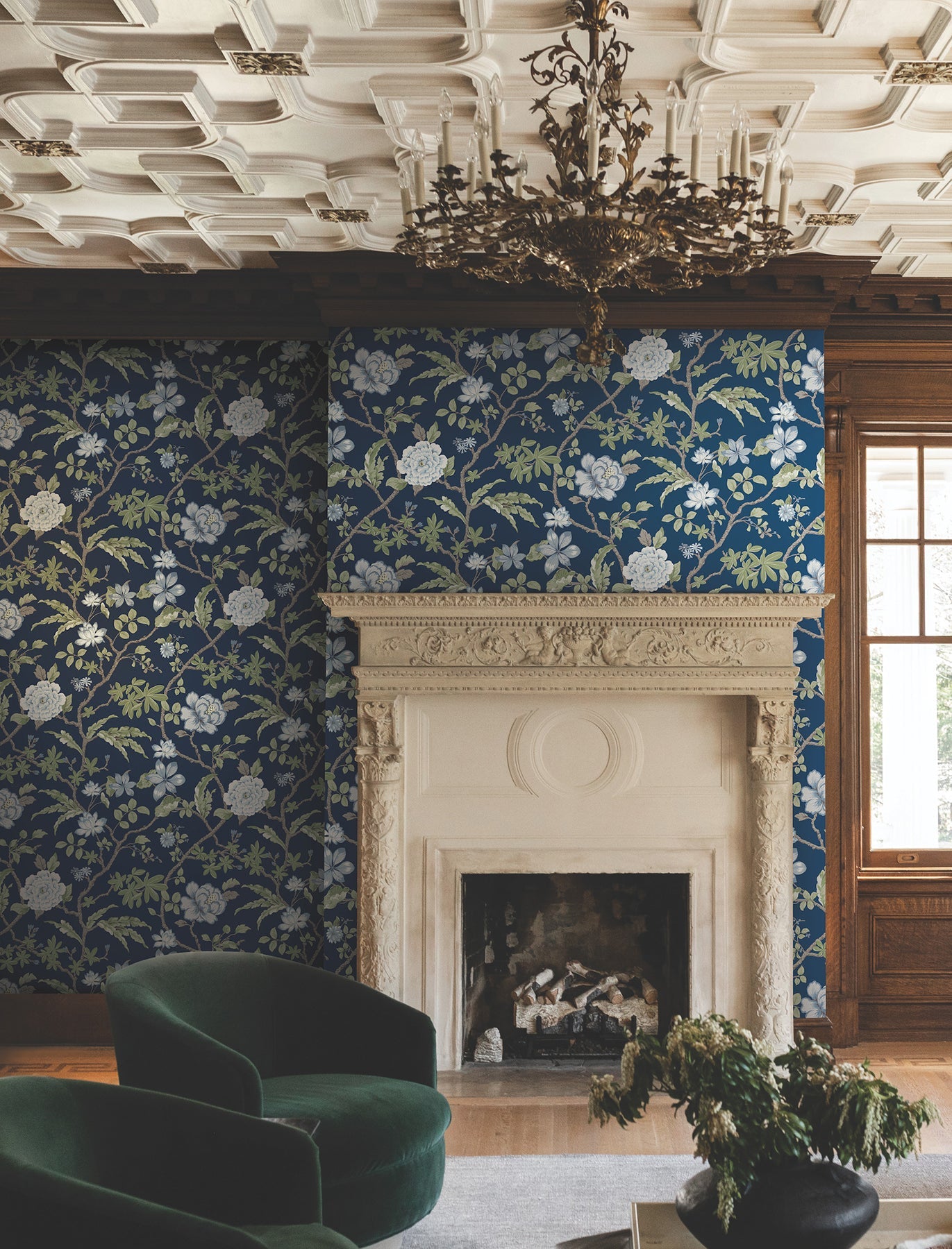 courtyard-botanical-wallpaper-navy-york-wallcoverings-mx9652