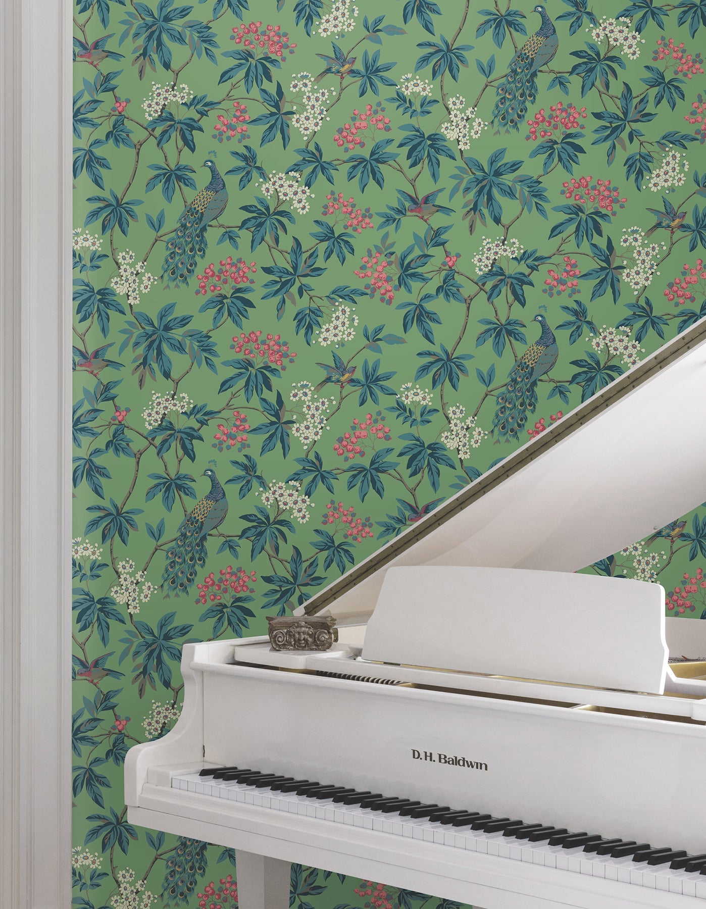 peacock-estate-wallpaper-green-york-wallcoverings-mx9664