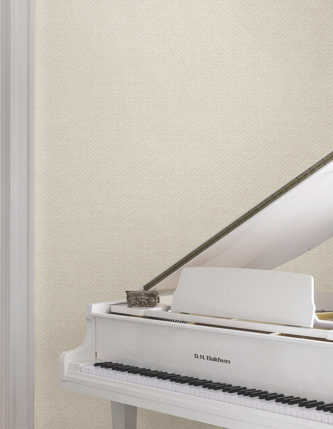 regent-wallpaper-soft-beige-york-wallcoverings-mx9676