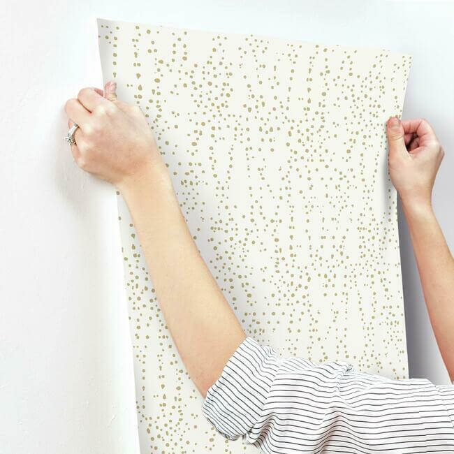 star-struck-wallpaper-blondegold-york-wallcoverings-ci2352 - York Wallcoverings Wallpaper