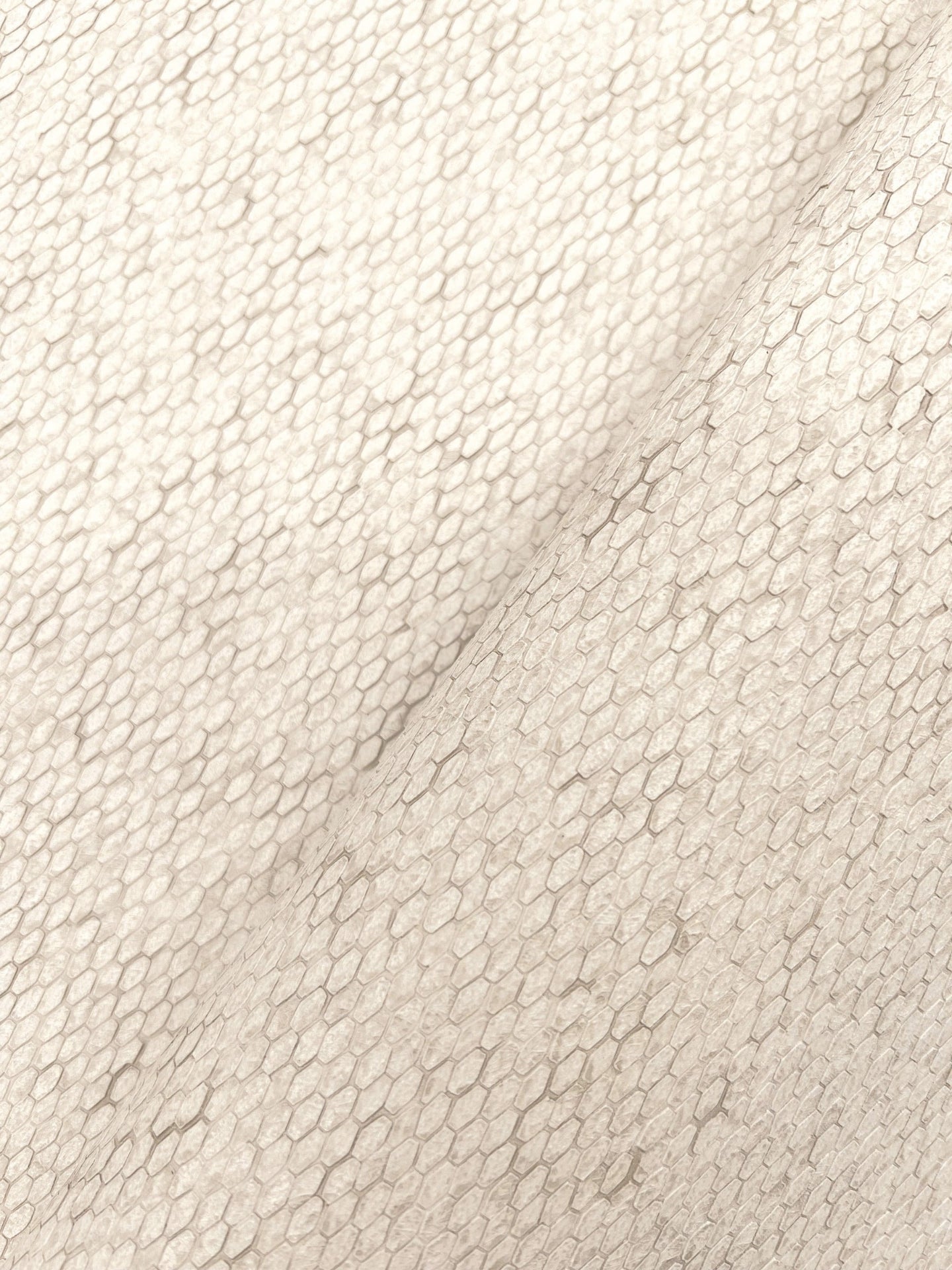 stretched-hexagons-wallpaper-cream-york-wallcoverings-y6231101
