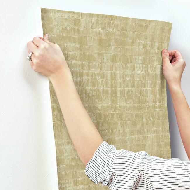 liquid-metal-wallpaper-gold-york-wallcoverings-kt2131 - York Wallcoverings Wallpaper