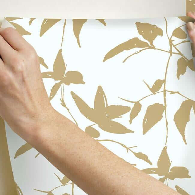 persimmon-leaf-wallpaper-goldwhite-york-wallcoverings-af6511 - York Wallcoverings Wallpaper