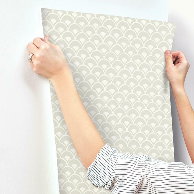 stacked-scallops-wallpaper-beige-york-wallcoverings-mk1158 - York Wallcoverings Wallpaper