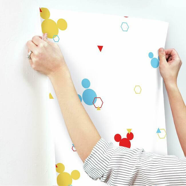 disney-minnie-mouse-dots-wallpaper-primary-york-wallcoverings-di0930 - York Wallcoverings Wallpaper