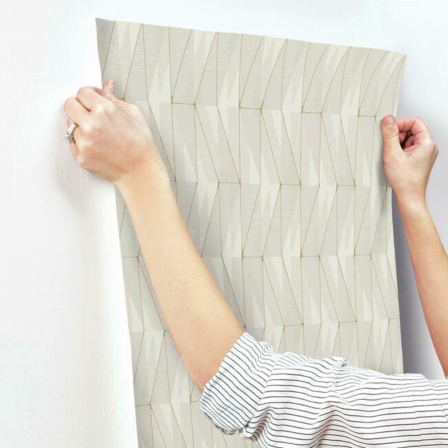 on-an-angle-wallpaper-soft-greysgold-york-wallcoverings-gm7558 - York Wallcoverings Wallpaper