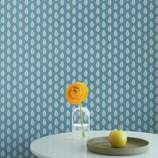 leaf-pendant-wallpaper-blue-york-wallcoverings-gr5963