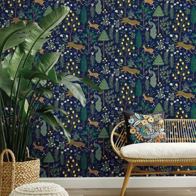 menagerie-premium-peel-stick-wallpaper-navy-york-wallcoverings-psw1323rl