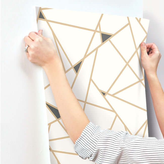 prismatic-gold-black-wallpaper-york-wallcoverings-ry2702 - York Wallcoverings Wallpaper