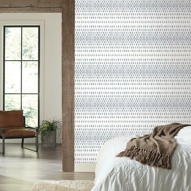 diamond-ombre-wallpaper-navy-white-york-wallcoverings-fh4042