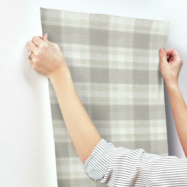 woven-buffalo-check-wallpaper-linen-york-wallcoverings-fh4083