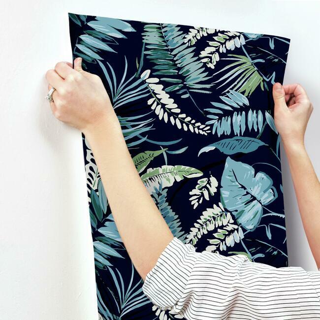 tropical-toss-wallpaper-navy-york-wallcoverings-tc2623 - York Wallcoverings Wallpaper