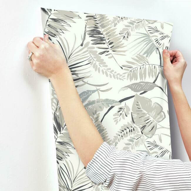 tropical-toss-white-wallpaper-york-wallcoverings-tc2622 - York Wallpaper Wallpaper