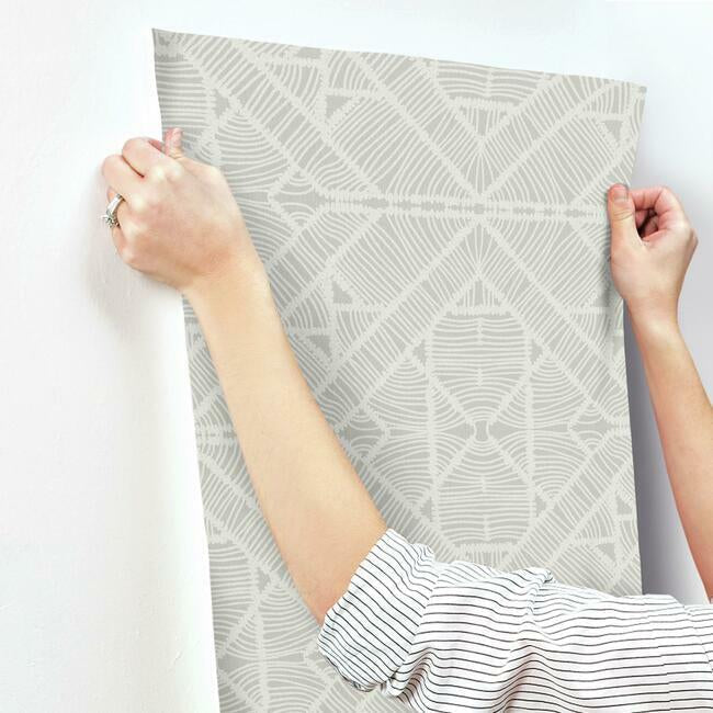 diamond-macrame-wallpaper-grey-york-wallcoverings-tc2701 - York Wallcoverings Wallpaper