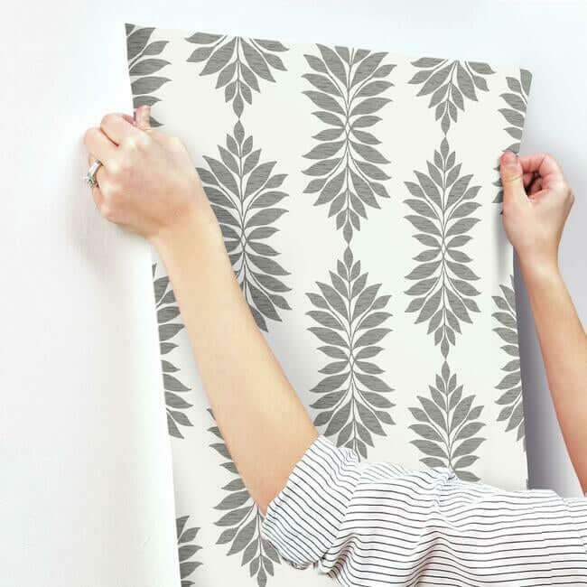 broadsands-botanica-grey-off-white-wallpaper-york-wallcoverings-cv4427 - York Wallcoverings Wallpaper