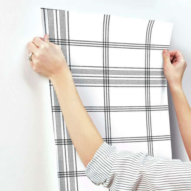 charter-plaid-black-wallpaper-york-wallcoverings-cv4464 - York Wallpaper Wallpaper