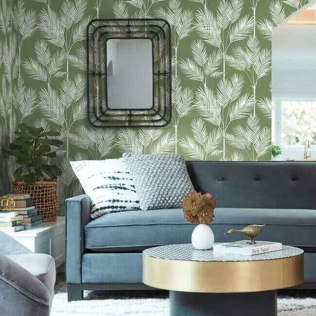 King Palm Silhouette Green Wallpaper - York Wallcoverings - CV4411 - York Wallcoverings Wallpaper