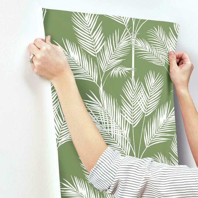 king-palm-silhouette-wallpaper-fern-york-wallcoverings-cv4411
