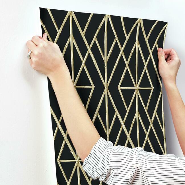 riviera-bamboo-trellis-wallpaper-black-natural-york-wallcoverings-cv4448