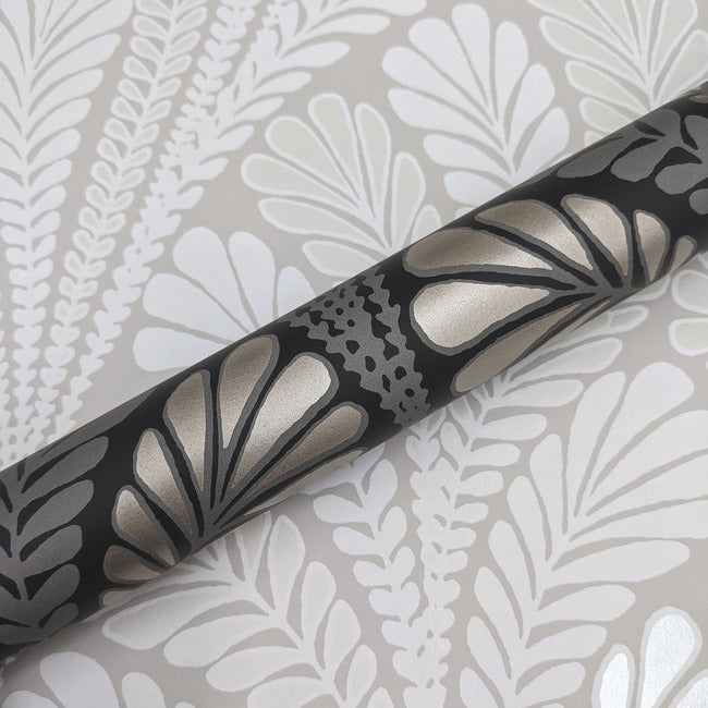 shell-damask-wallpaper-neutral-pearl-york-wallcoverings-bw3952