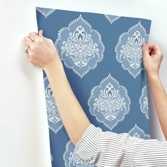 signet-medallion-damask-blue-wallpaper-york-wallcoverings-dm4986 - York Wallcoverings Wallpaper
