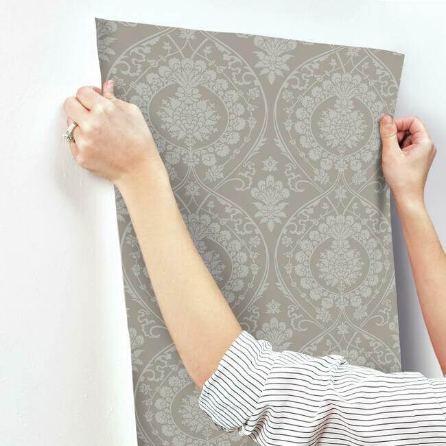 imperial-damask-beige-silver-wallpaper-york-wallcoverings-dm4902 - York Wallpaper Wallpaper