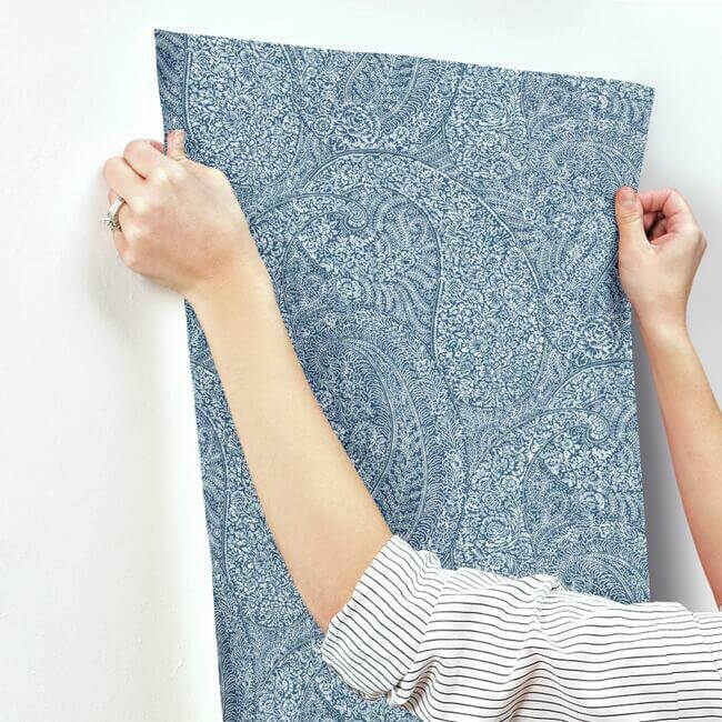 kashmir-dreams-paisley-wallpaper-blue-york-wallcoverings-bo6655 - York Wallcoverings Wallpaper