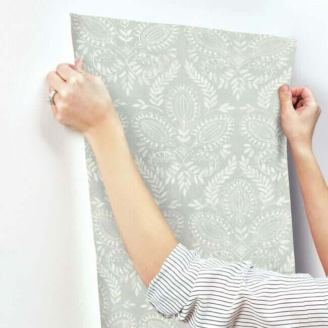 laurel-damask-wallpaper-grey-york-wallcoverings-bo6734 - York Wallcoverings Wallpaper